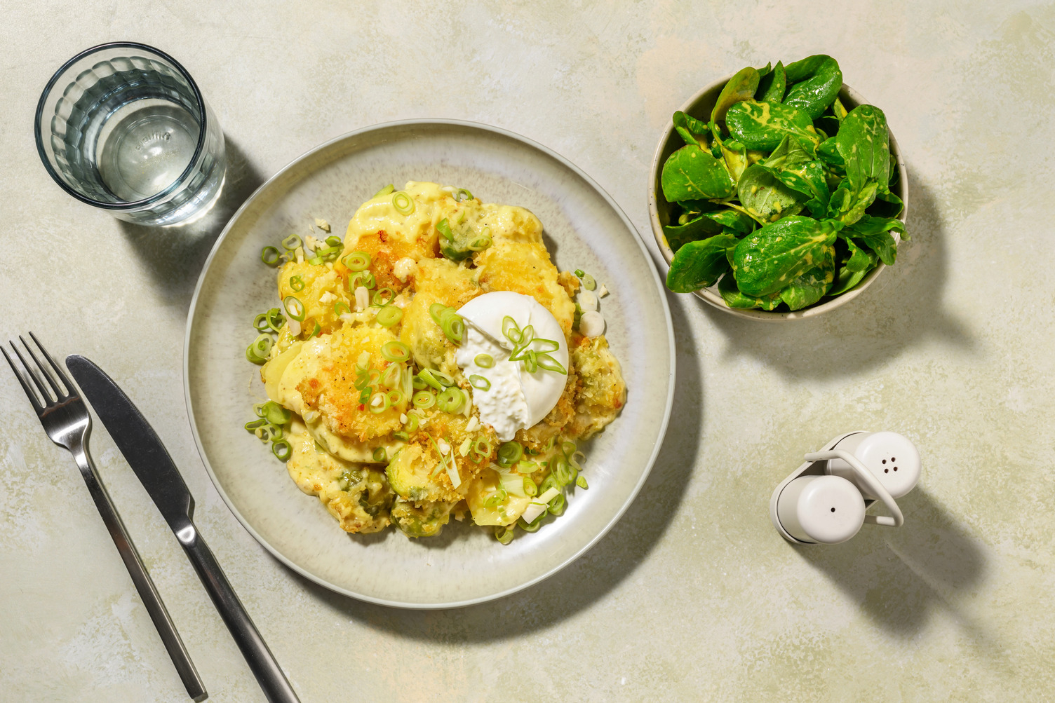 Rosenkohl-Kartoffel-Gratin mit Burrata