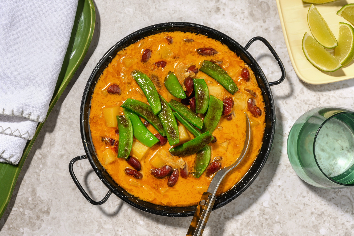 Guiso vegano al estilo asiático con tirabeques