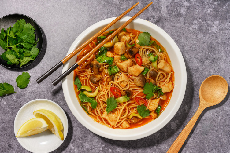 [Superstar] NZ Tom Yum-Style Chicken & Mushroom Soup 