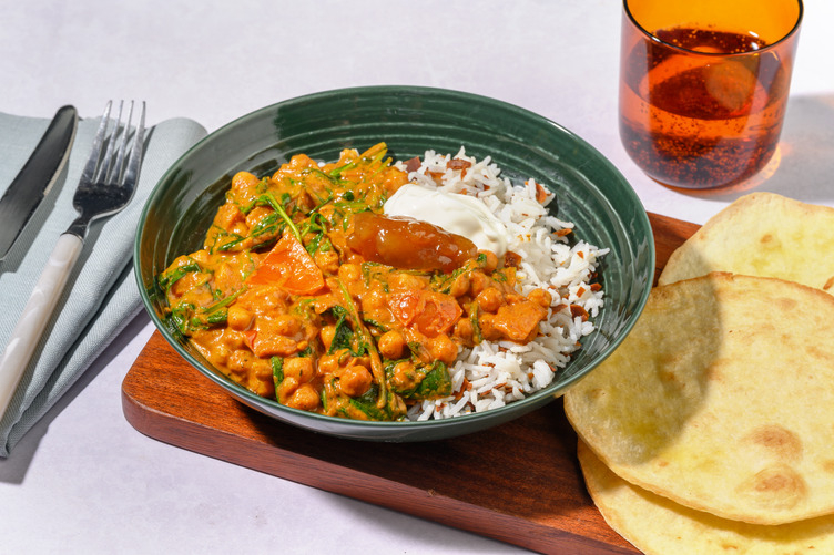 Creamy Indian Chickpea & Spinach Curry