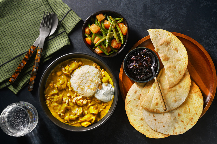 Chicken Korma Curry & Garlic Tortillas Feast