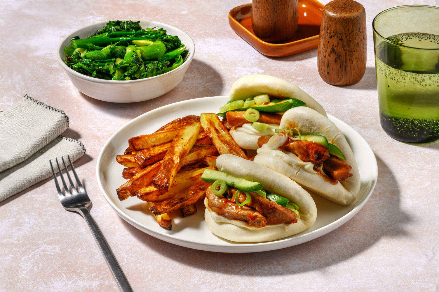 Sticky Sweet Chilli Pork Bao Buns