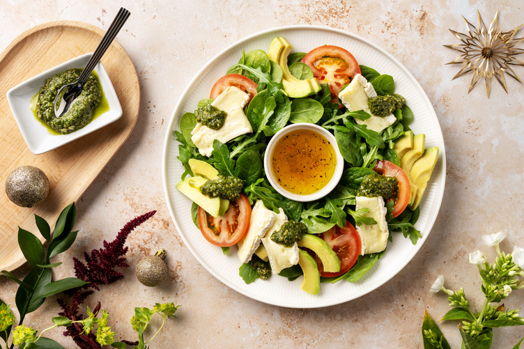 ‘Pesto’ Brie & Avocado Festive Wreath 