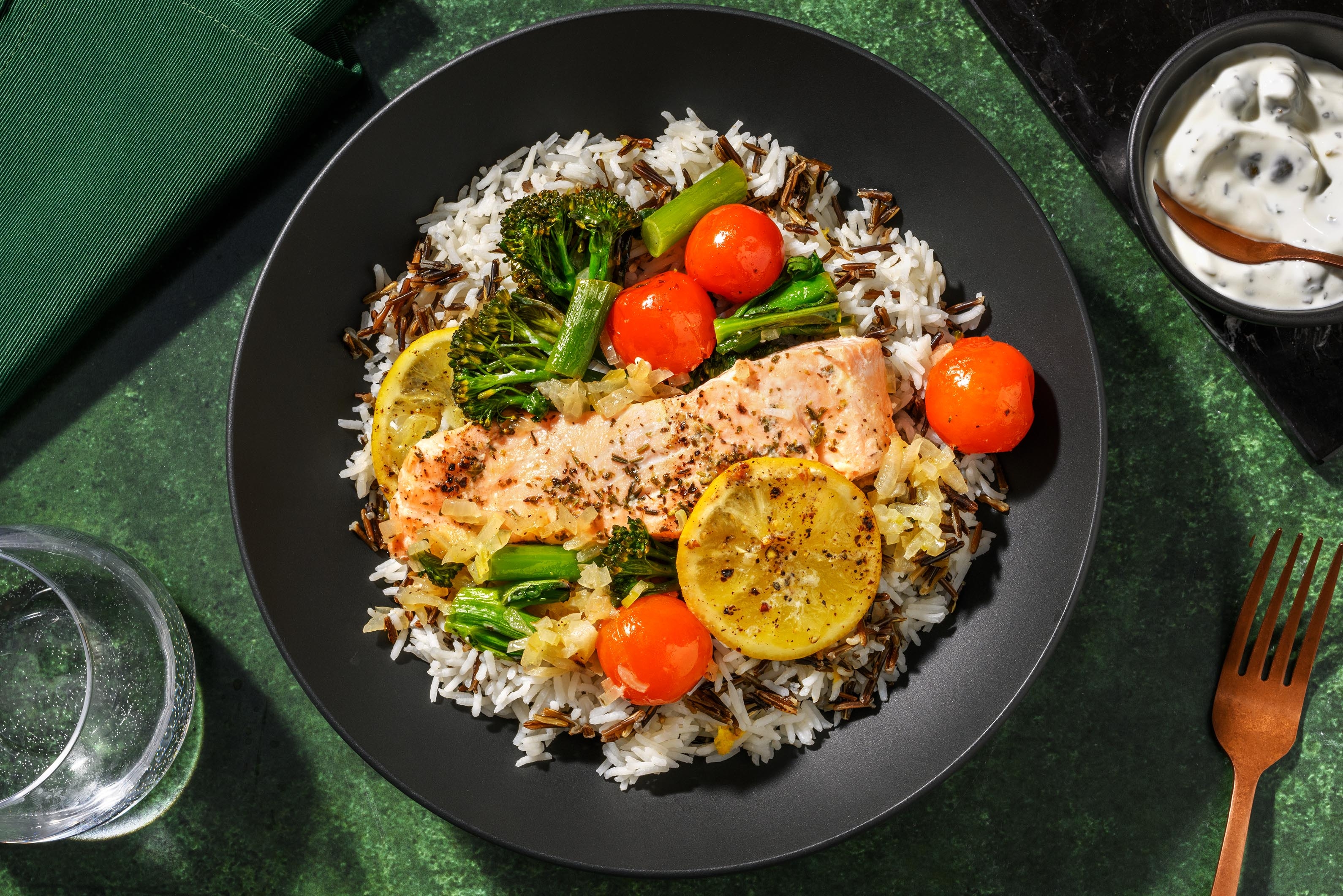 Creamy Dill-Garlic Double Salmon "En Papillote"