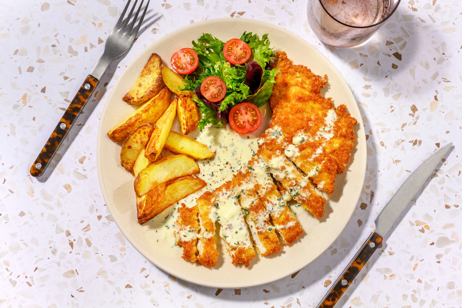 Crumbed Salmon & Creamy Thyme Sauce