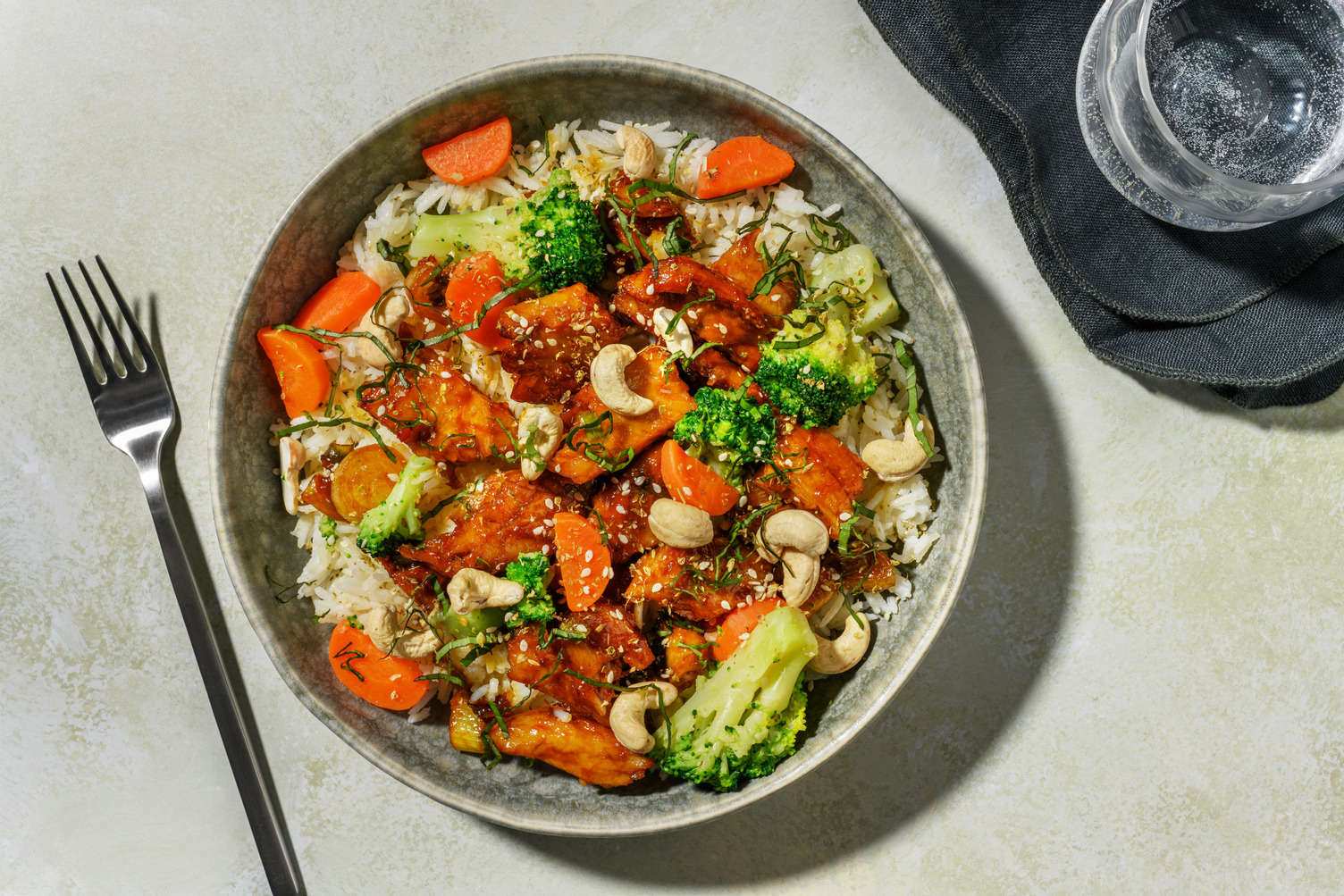 Vegane Filetstücke in thailändischer sticky Orangensoße