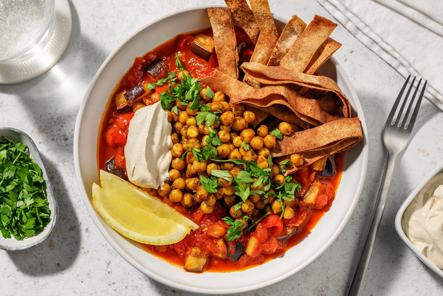 Fatteh d'aubergine et pois chiches frits