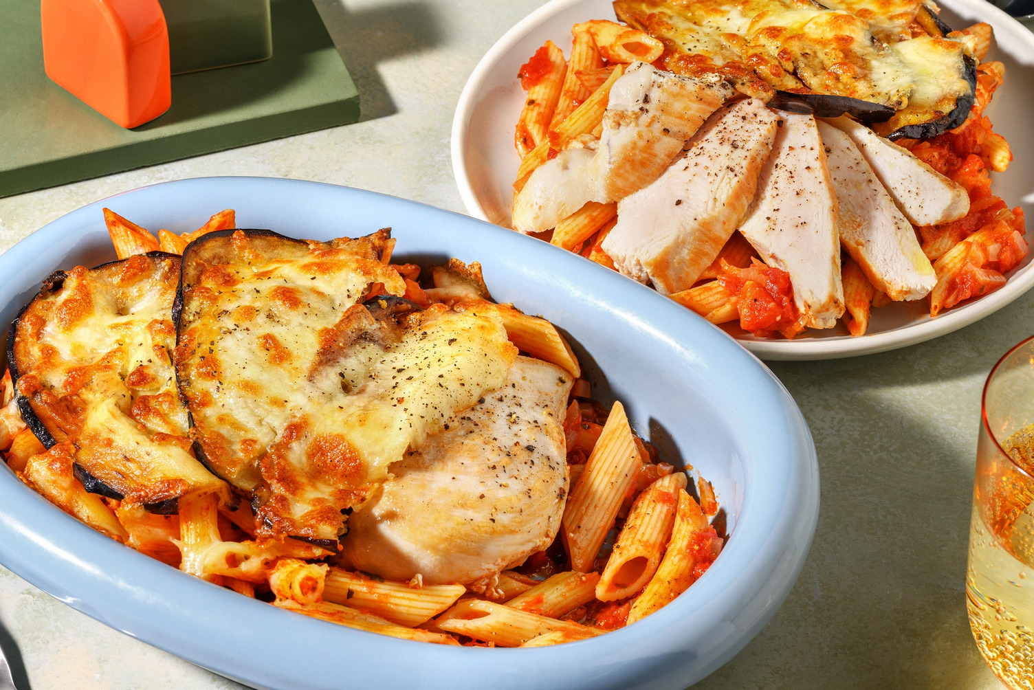 Pastaschotel met kip en gegrilde aubergine