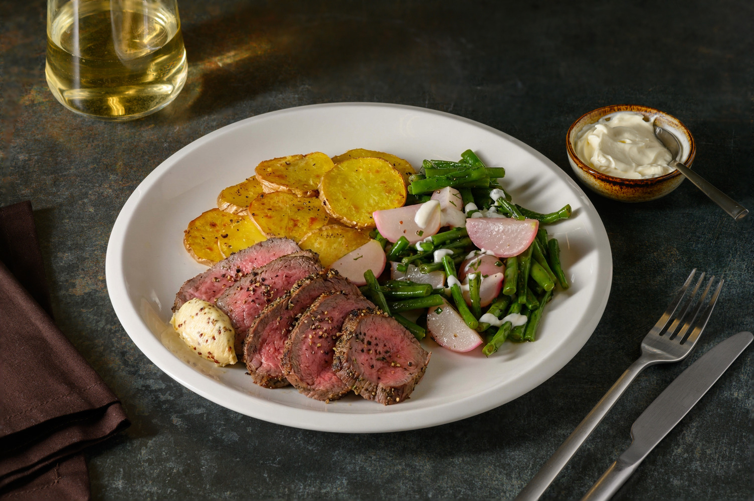 Bio-Roastbeef mit Senfbutter