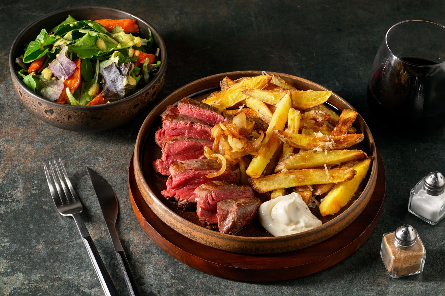 Striploin vom Weiderind mit Trüffelmayonnaise