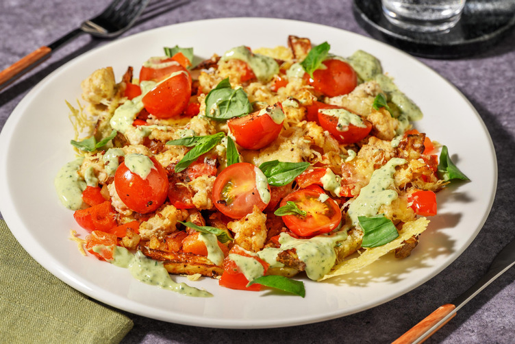 Frites garnies caprese au poulet haché