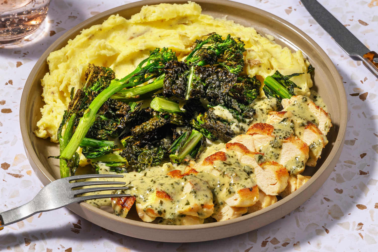 Quick Chicken and Pesto Cream Sauce