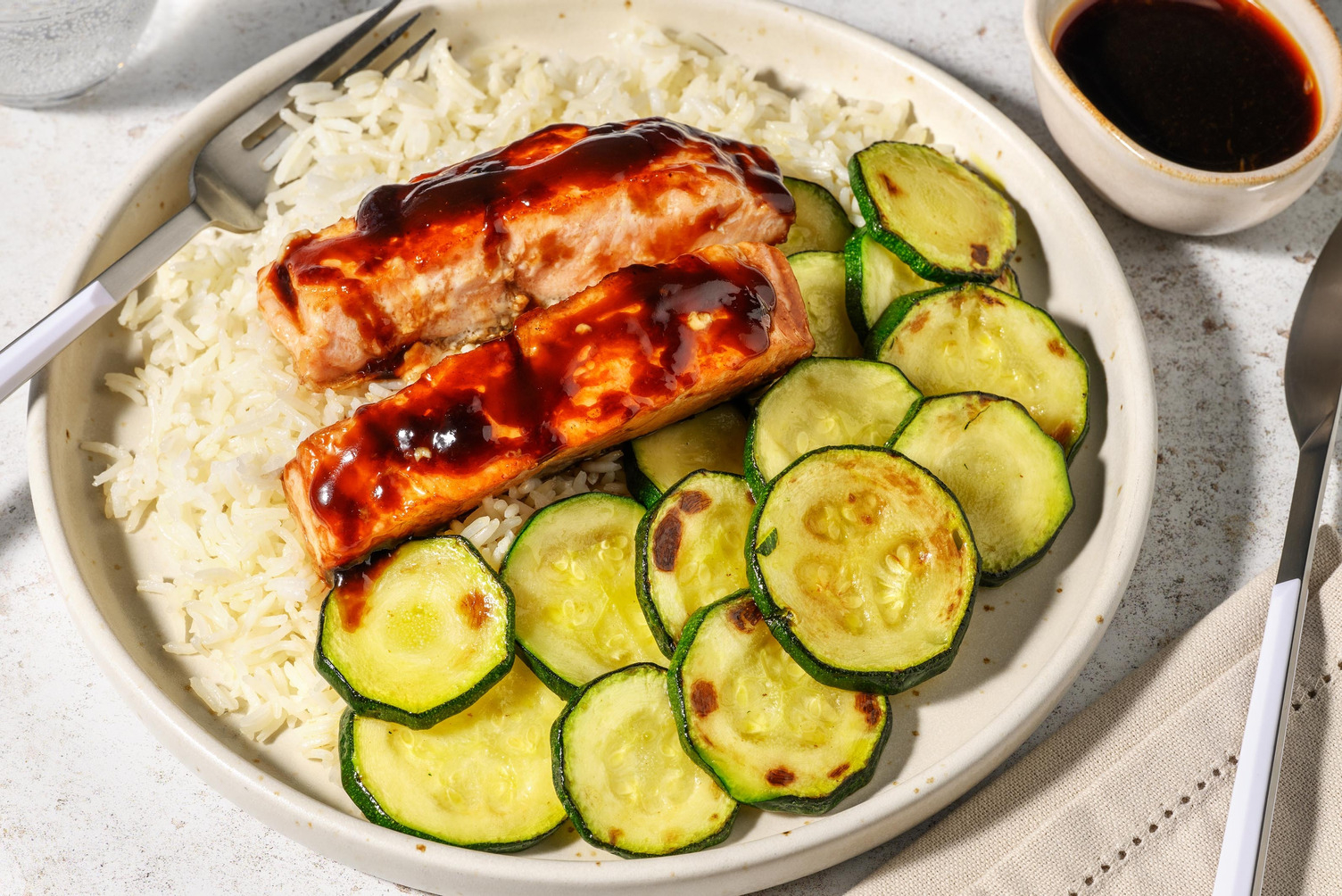 Filetto di salmone glassato in salsa hoisin