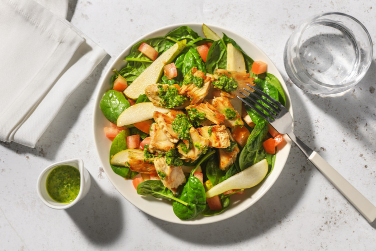 La Vegana: ensalada de heura con chimichurri de cilantro