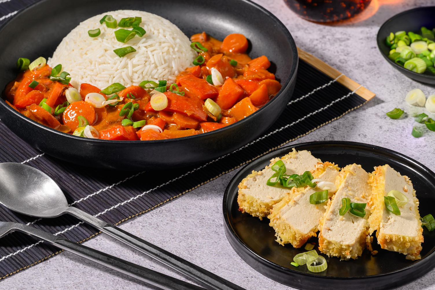 Katsukarri og sesampanert tofu