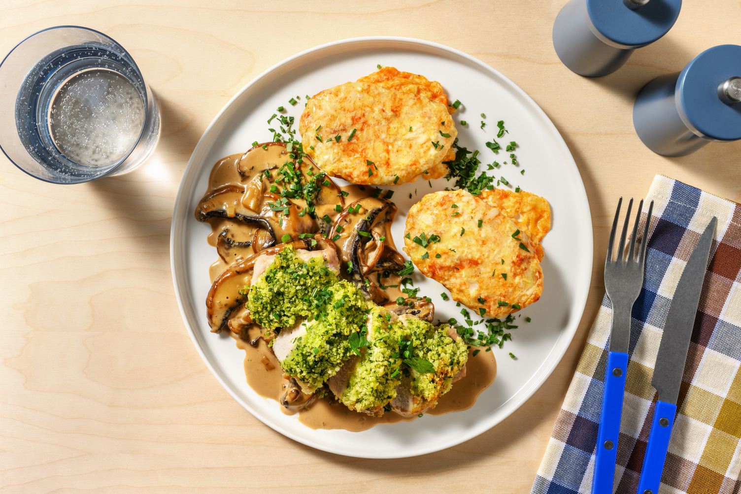 Kräuter-Schweinefilet mit Rahmschwammerln