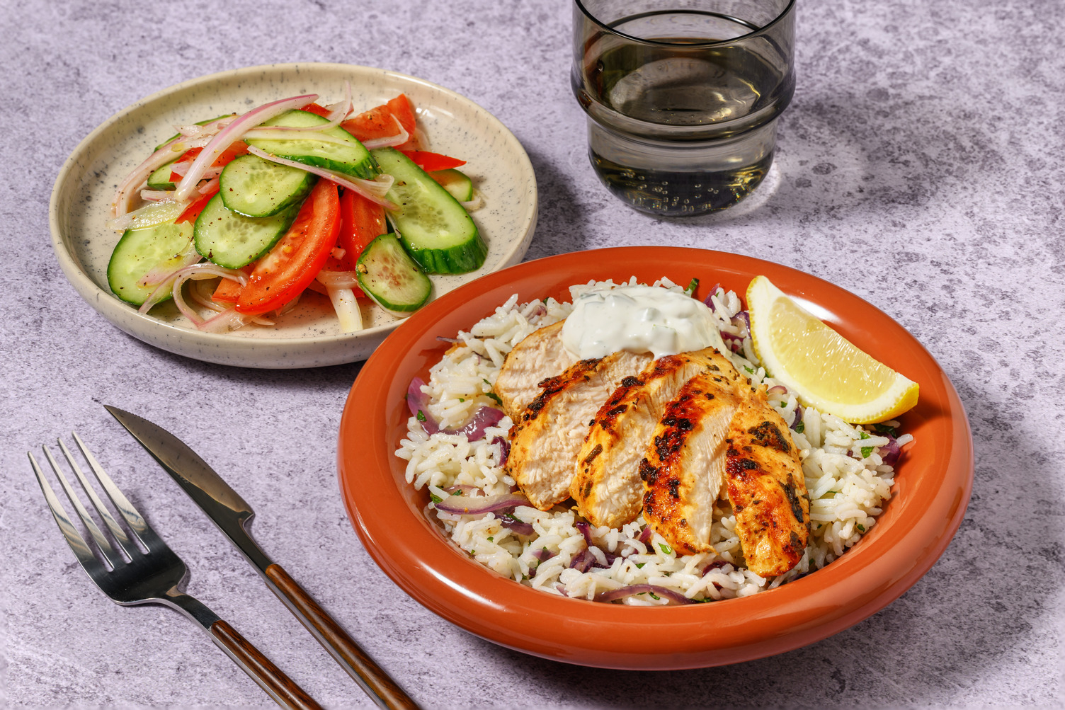 Doppeltes mariniertes Hähnchenfilet mit Oregano