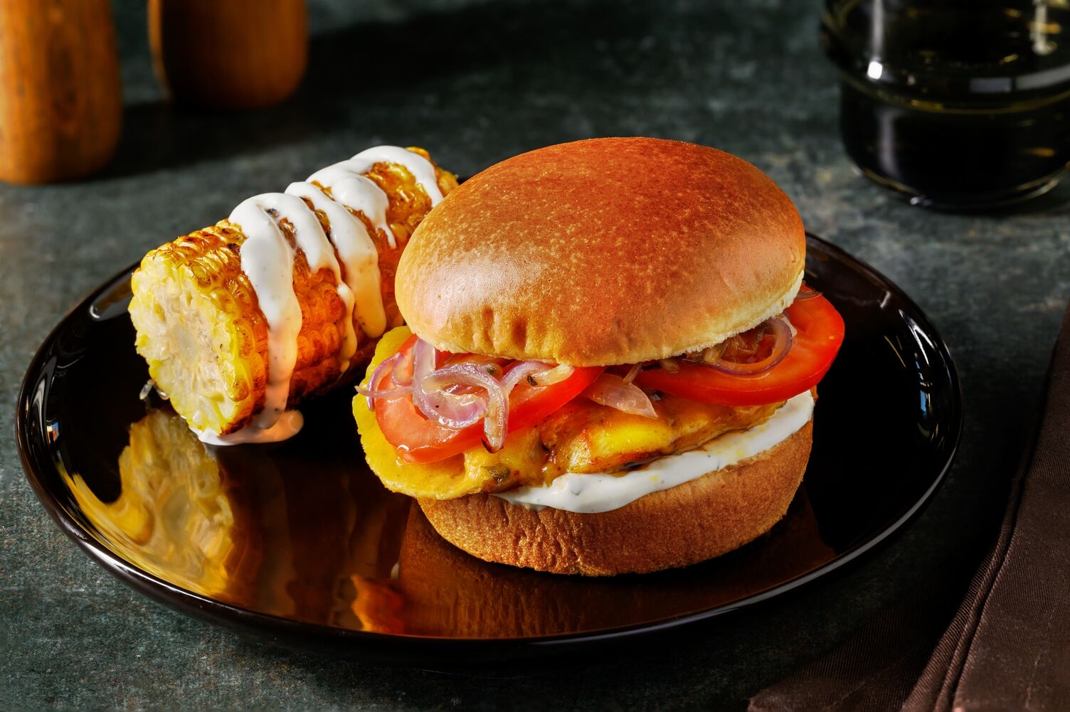 Bio-Chicken Cheese Burger mit Ranchdressing