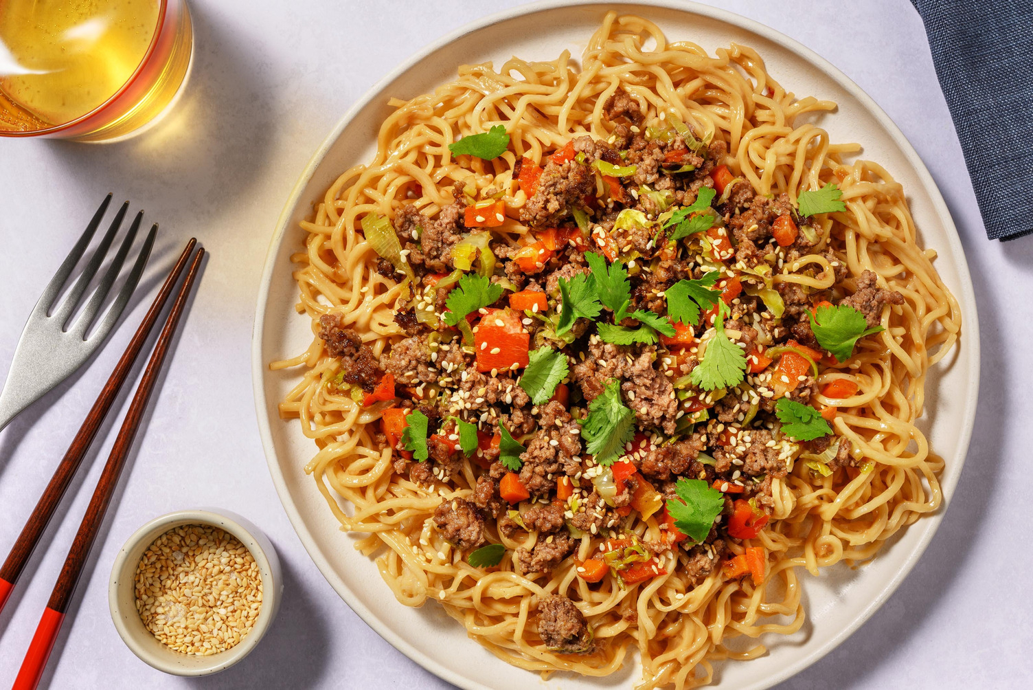 Nouilles au porc bulgogi et légumes sautés