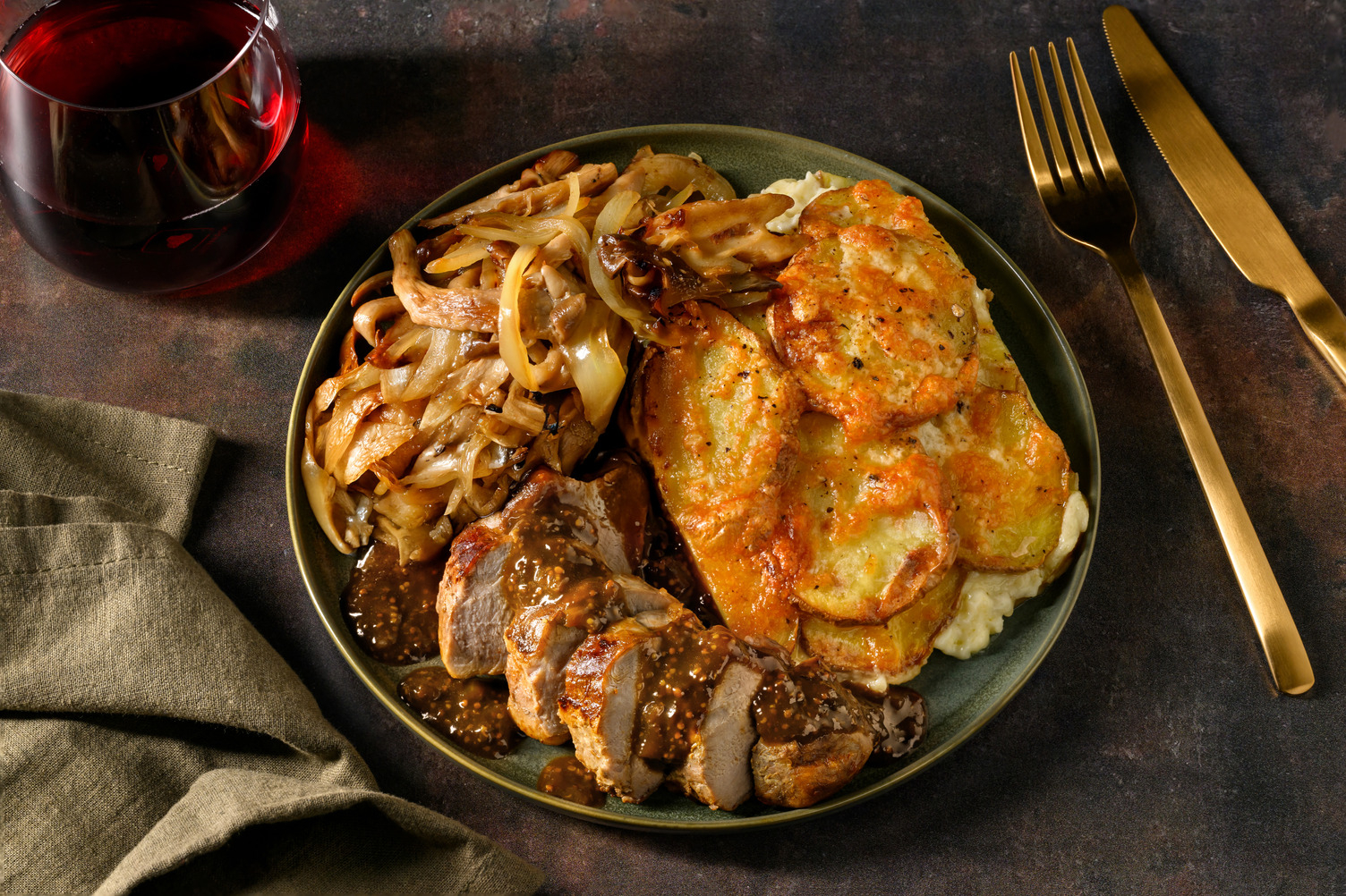 Solomillo de cerdo con salsa de mostaza antigua