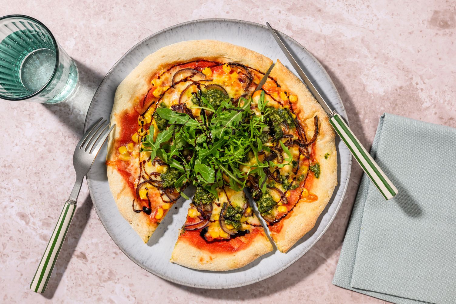Caramelised Onion, Cheese and Pesto Naanizza