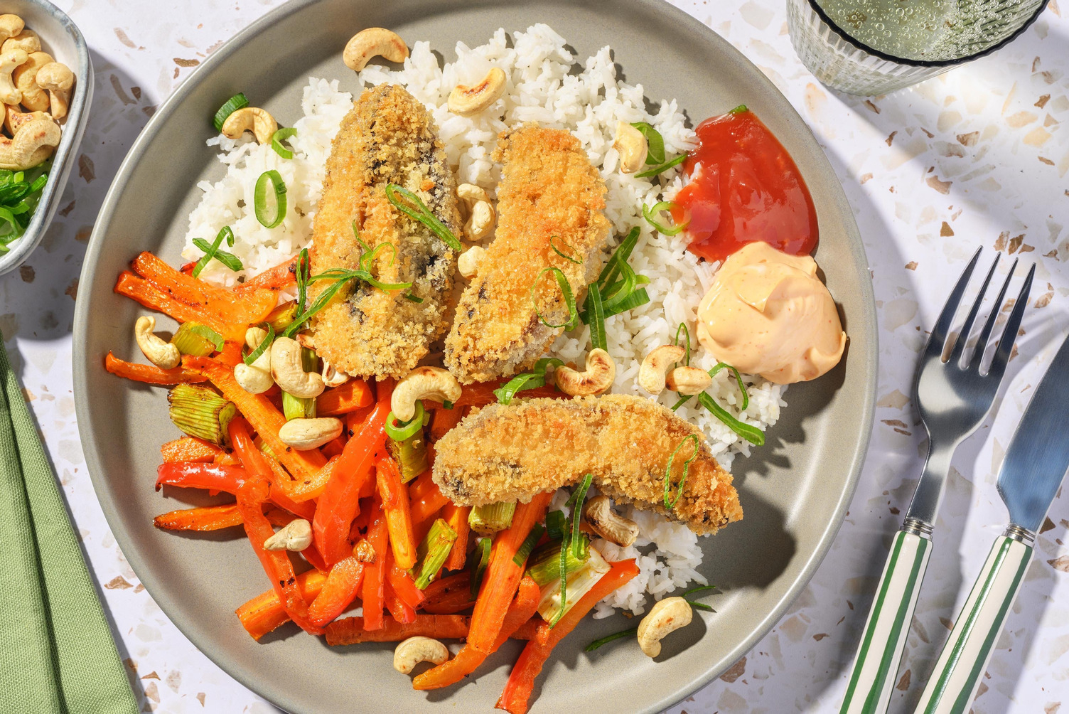 Crispy Panko Portobello with Sriracha Mayo & Cashews