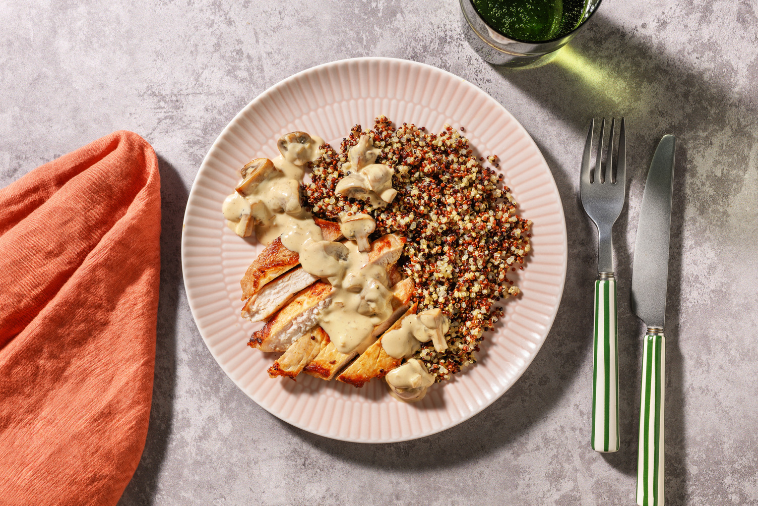 Cabeza de lomo con salsa cremosa de setas