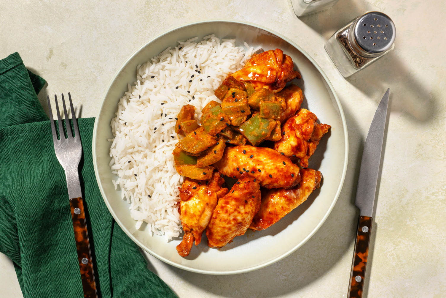 Alitas de pollo glaseadas en salsa agridulce