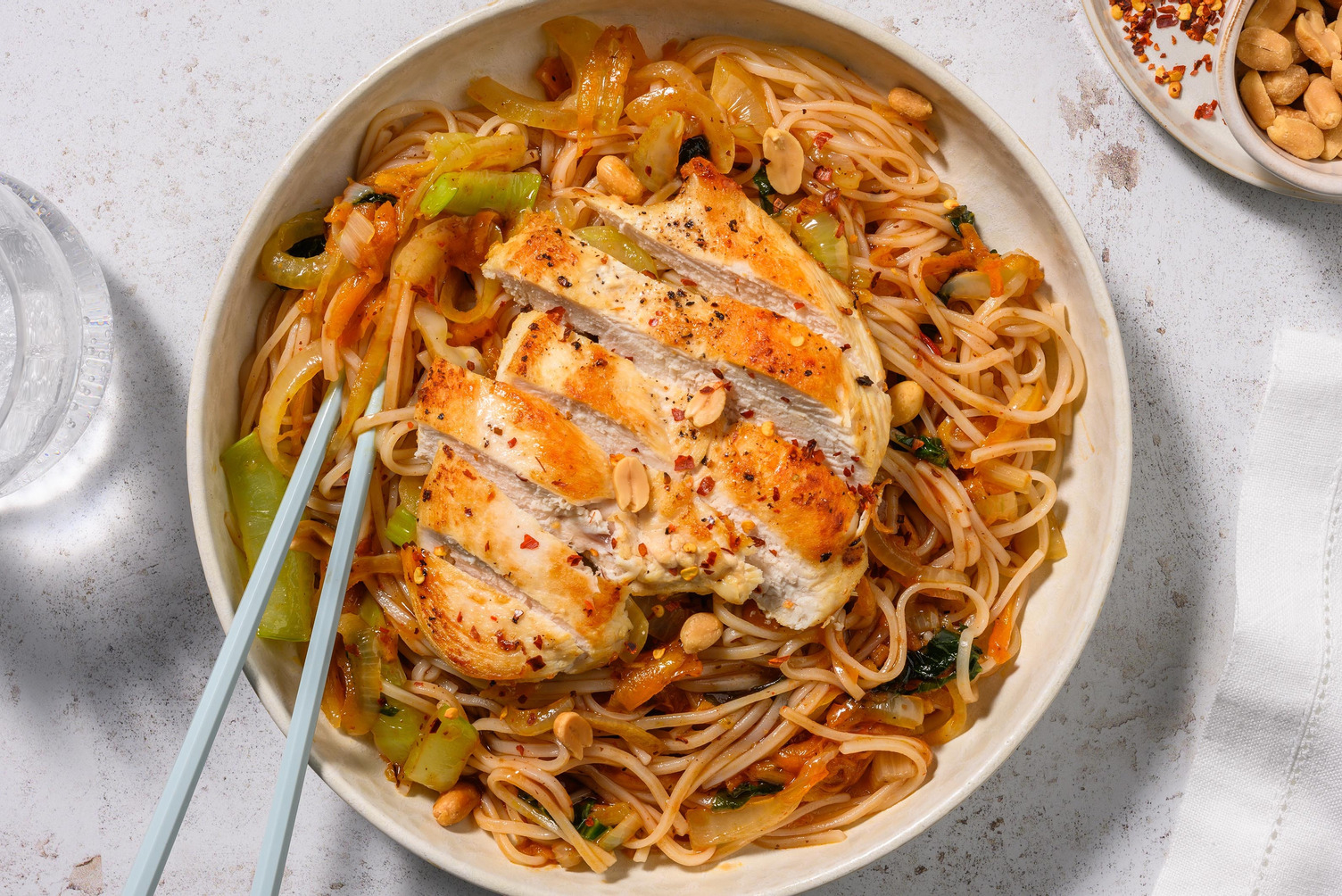 Hähnchen nach Pad Thai Art