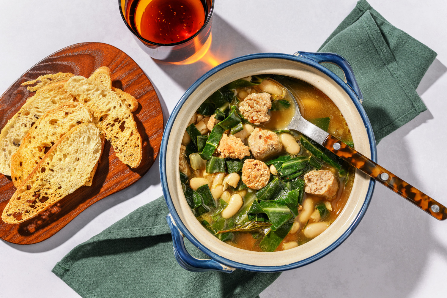 Zuppa contadina di pollo e cannellini