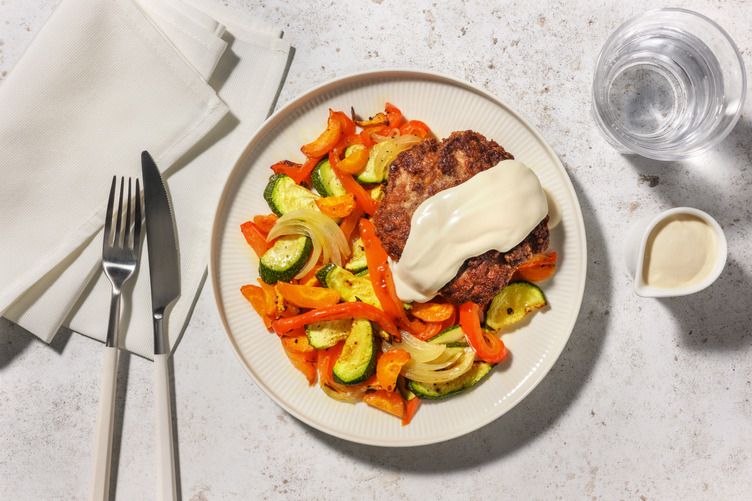 ¡Todo al horno! Hamburguesa con salsa casera de queso
