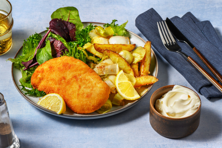 Milanese di petto di pollo e contorno ricco di verdure