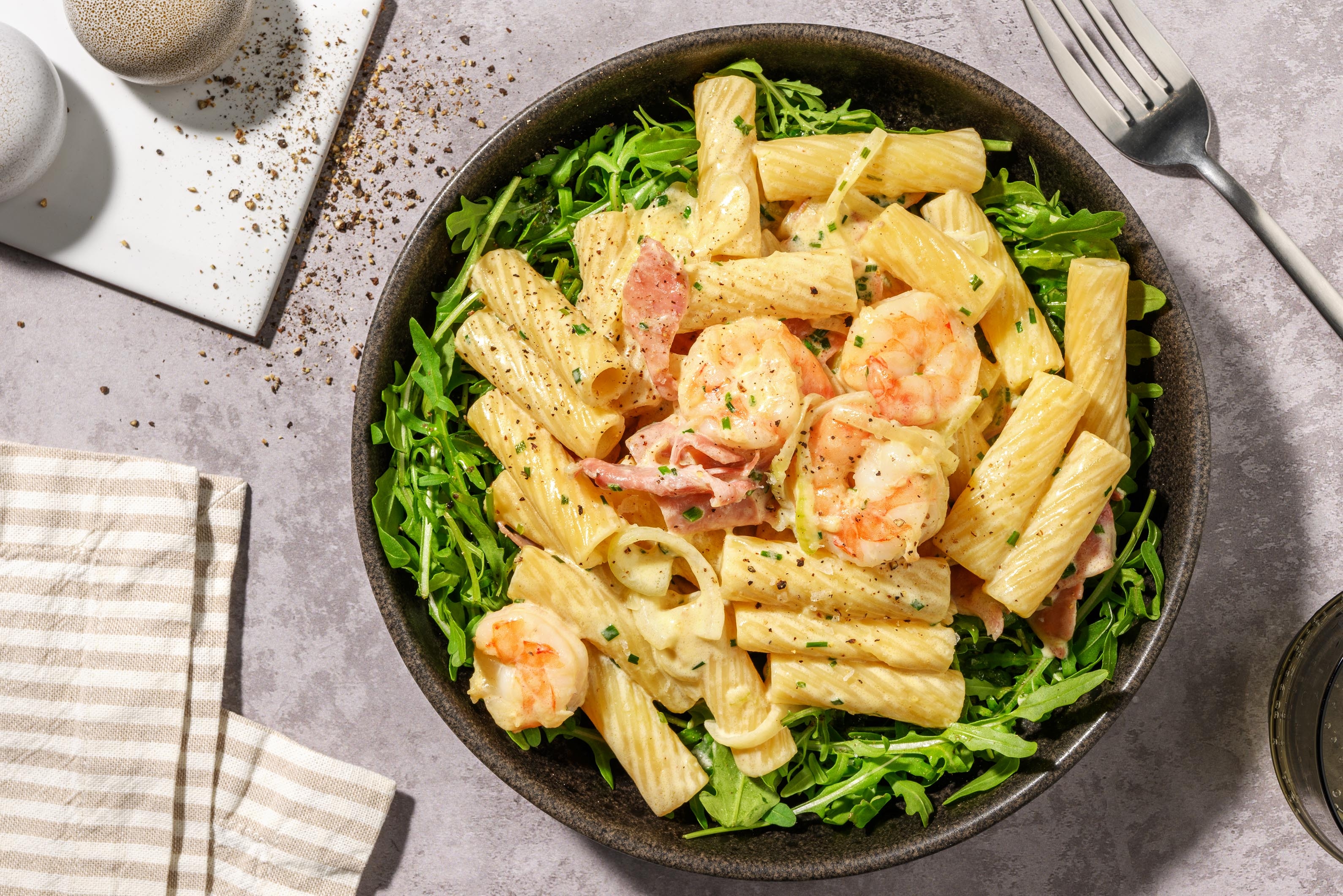 Fusilli complets aux crevettes & prosciutto