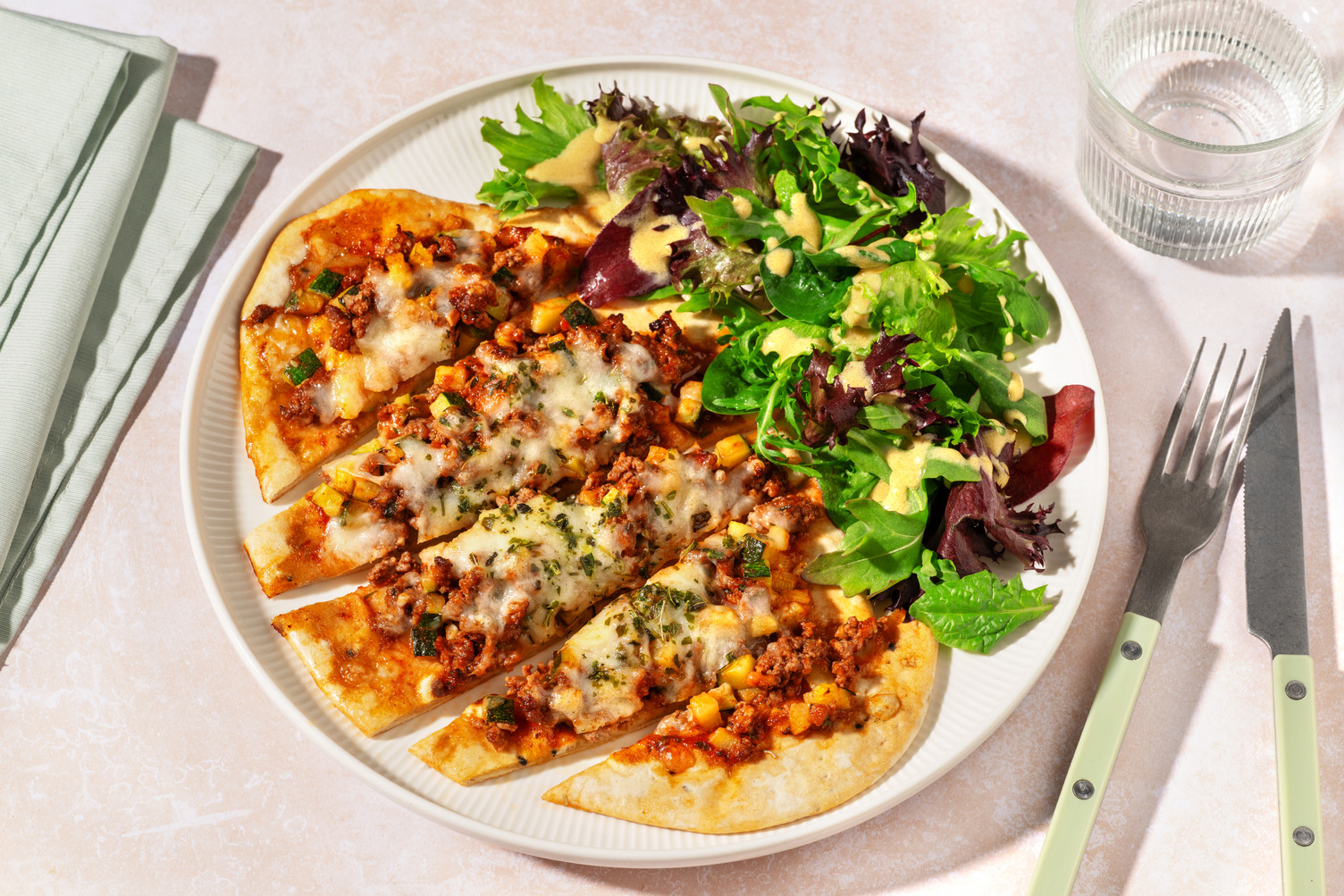 Pizza naan Campione : bœuf haché & gouda