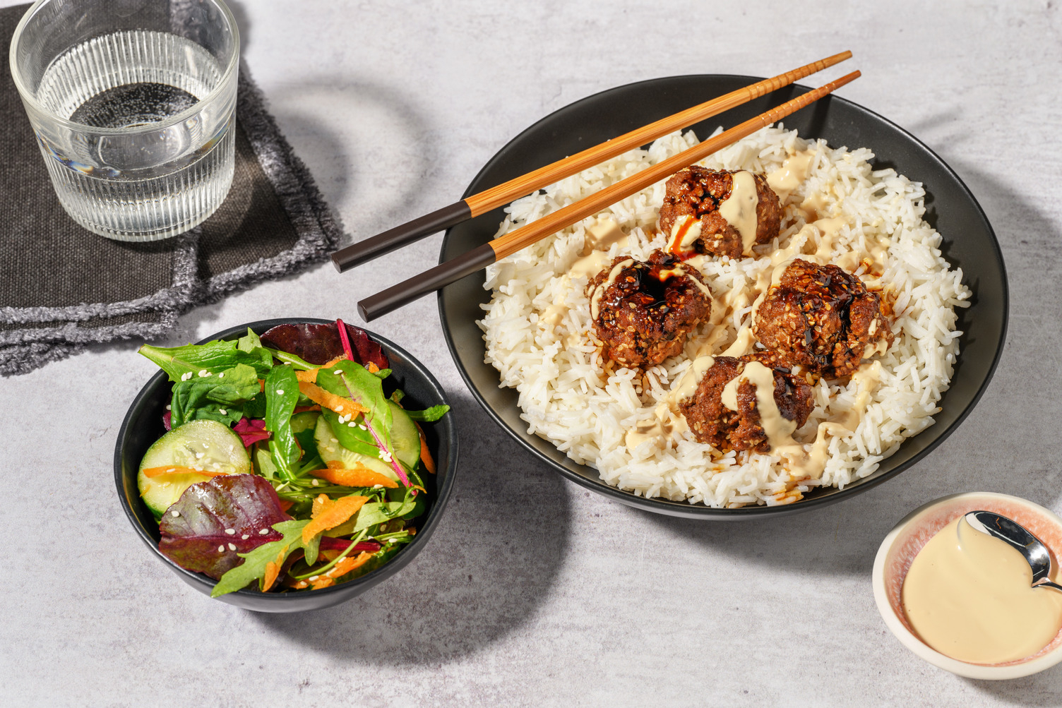 Boulettes de bœuf dorées sauce teriyaki