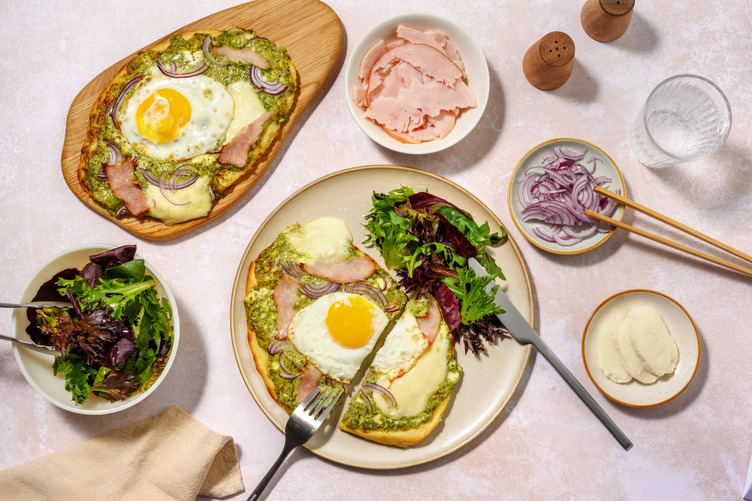 Pizza naan Contadina : pesto, mozza & jambon