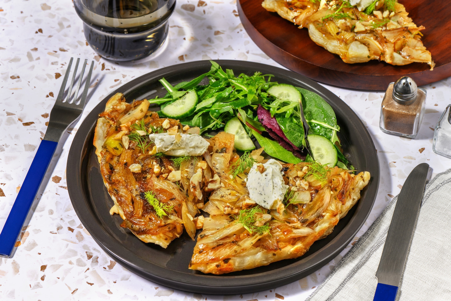 Tarte fine aux oignons & fenouil façon tatin