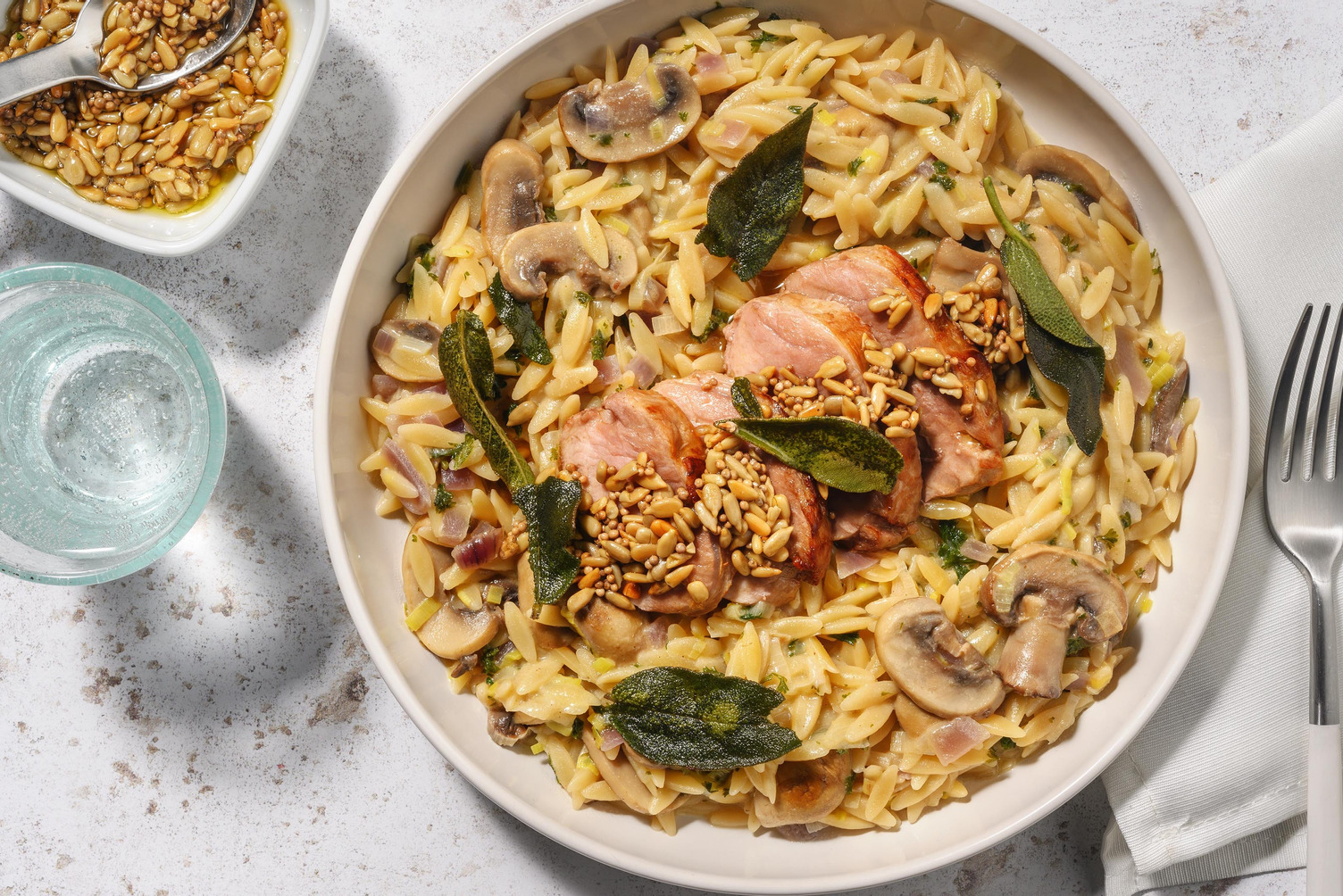 Filet mignon de porc et sauge croustillante