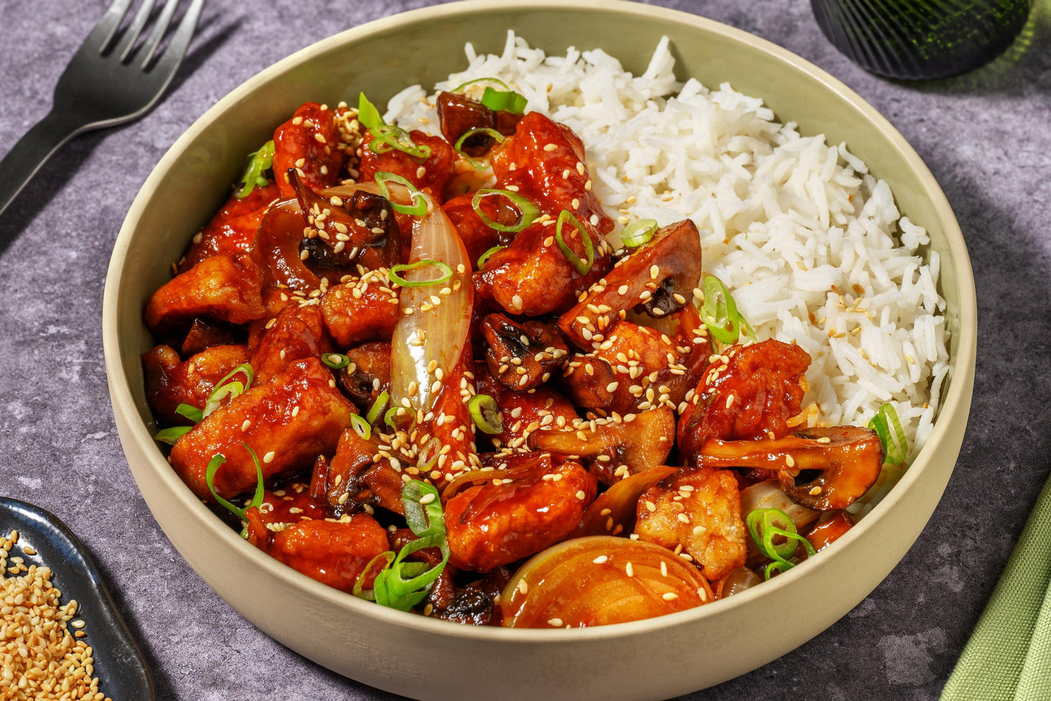 Hähnchenpfanne süßsauer mit Champignons