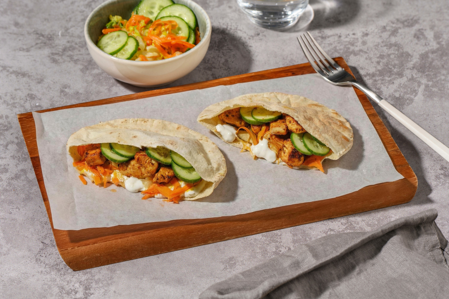 Pitas poulet Label Rouge, fromage frais & aïoli