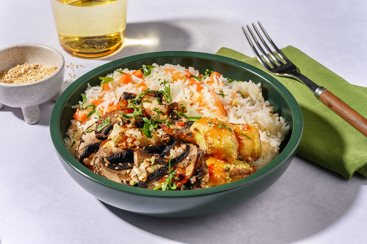 Bowl de boulettes veggie thaï & sésame