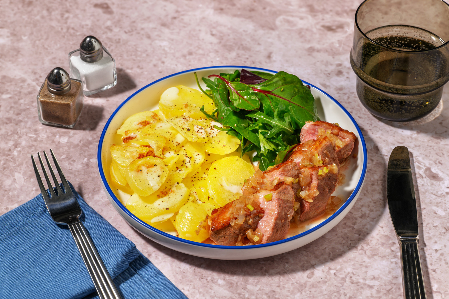 Bio-Rinderhüftsteak mit Gratin Dauphinois