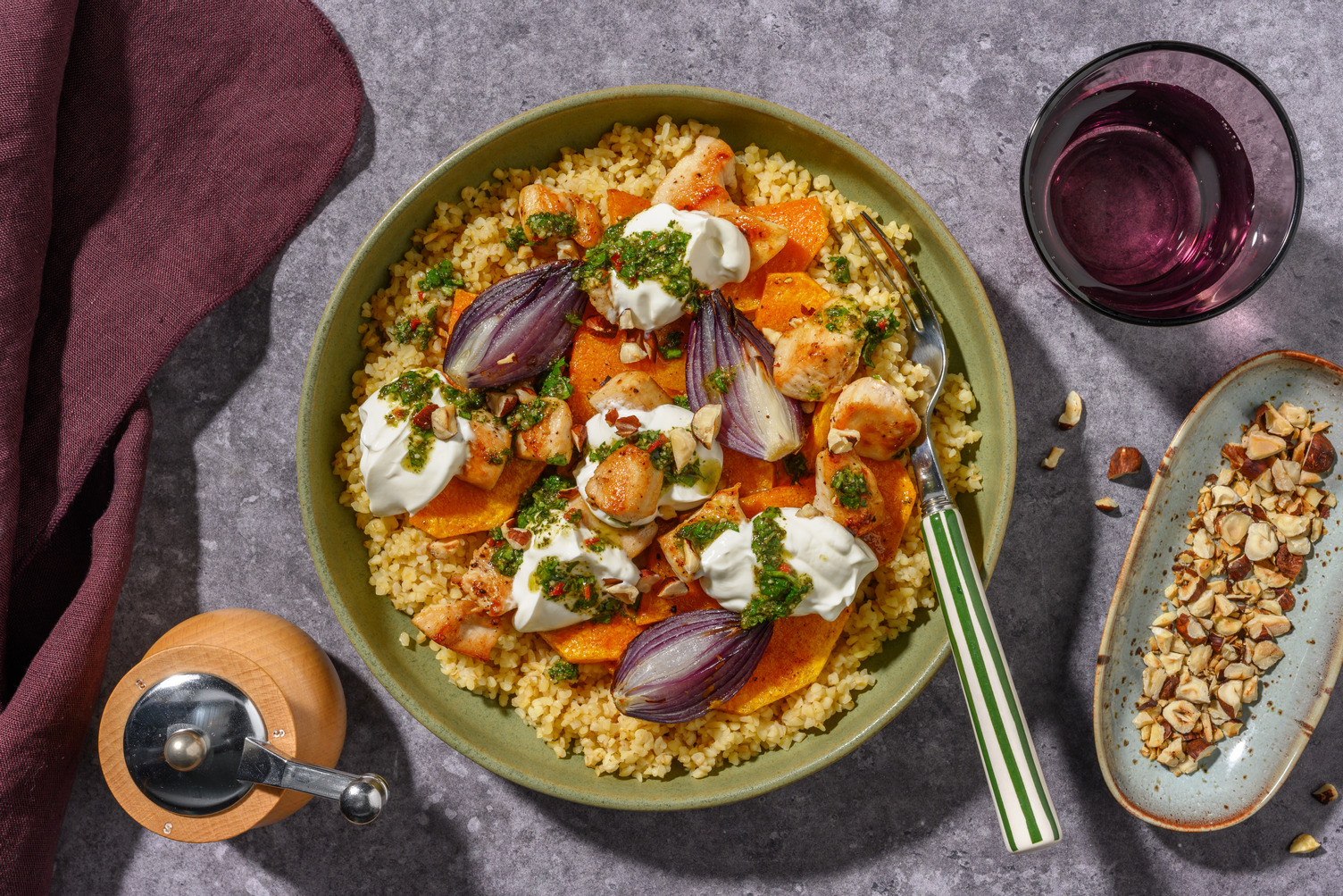 Poulet Label Rouge, courge & sauce zhoug pimentée