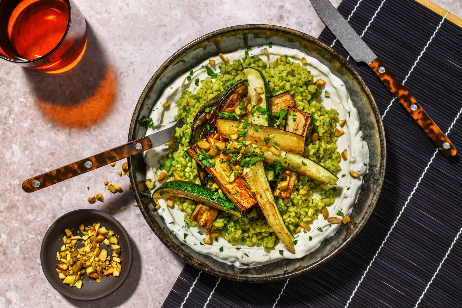 Légumes rôtis & boulgour sauce Zhoug