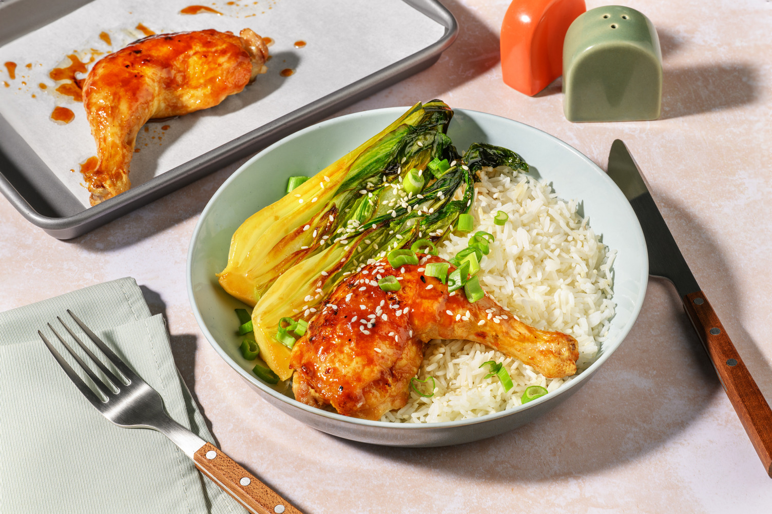 Poulet laqué & pak choi 