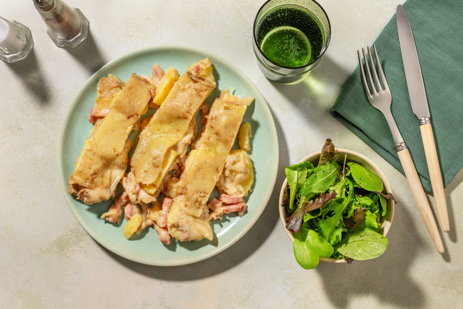 Galettes gratinées aux lardons & béchamel