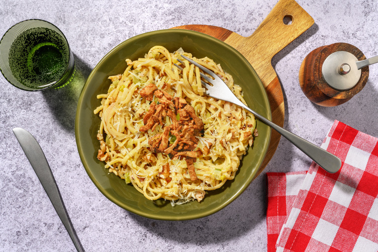 Le Végé : pâtes au cantal AOP & lardons veggie