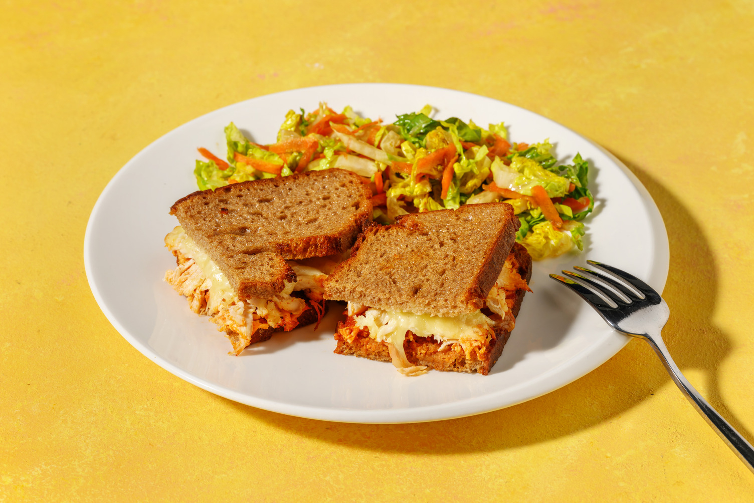 Croque rustique au poulet & pesto rosso