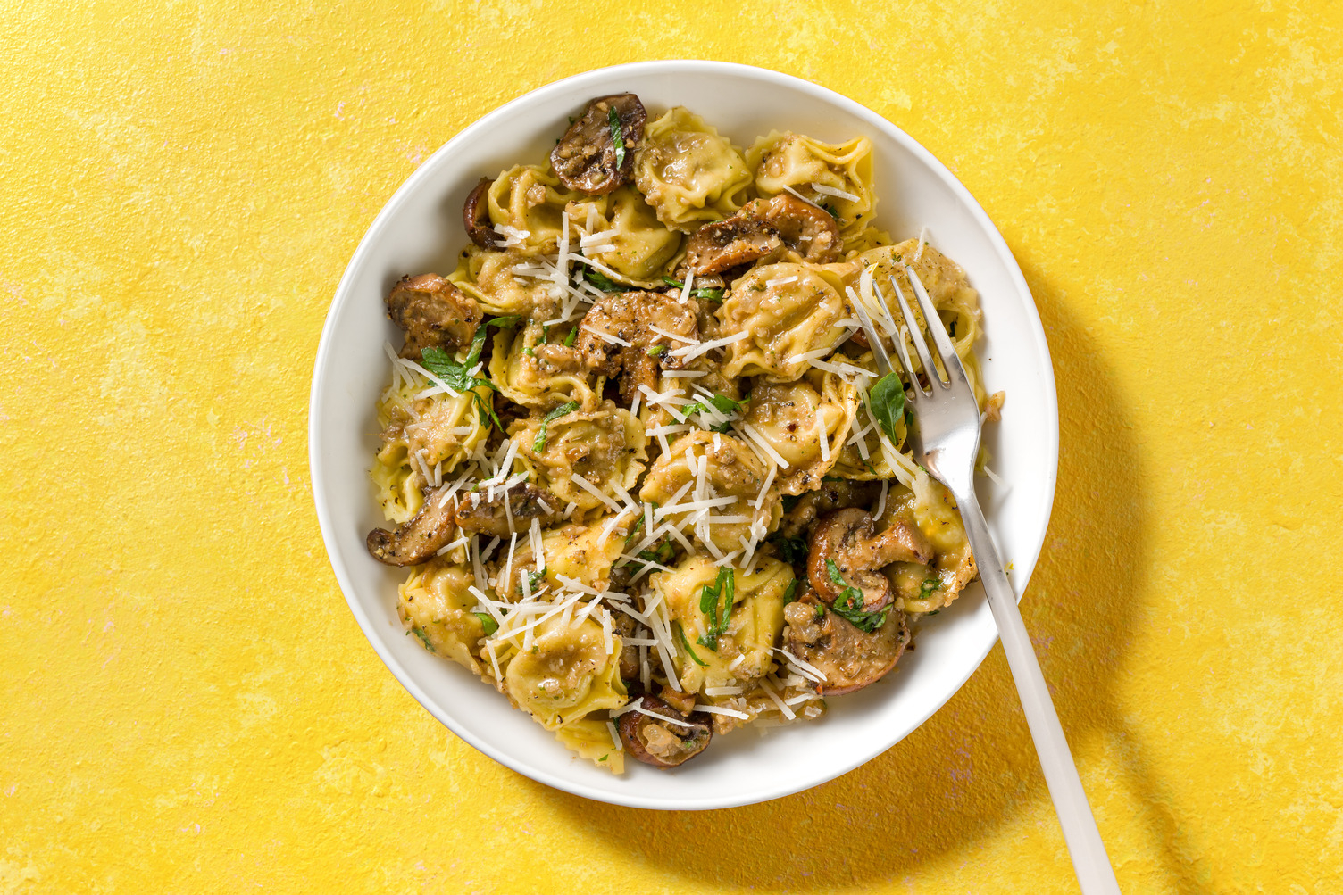 Easy ravioli ricotta-épinards sauce forestière