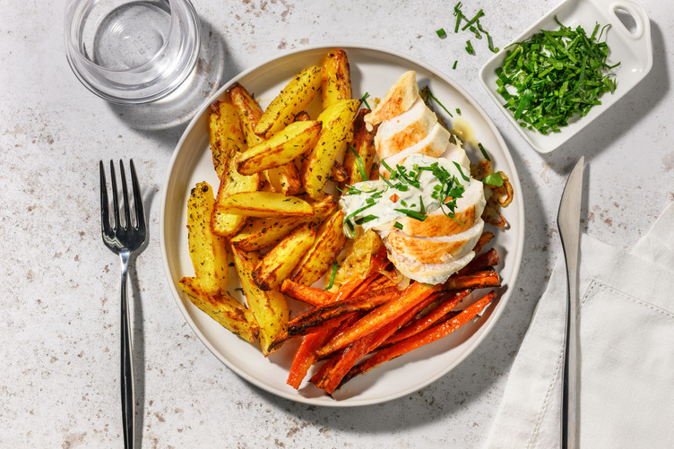 Poulet poêlé, potatoes & sauce blanche aux herbes